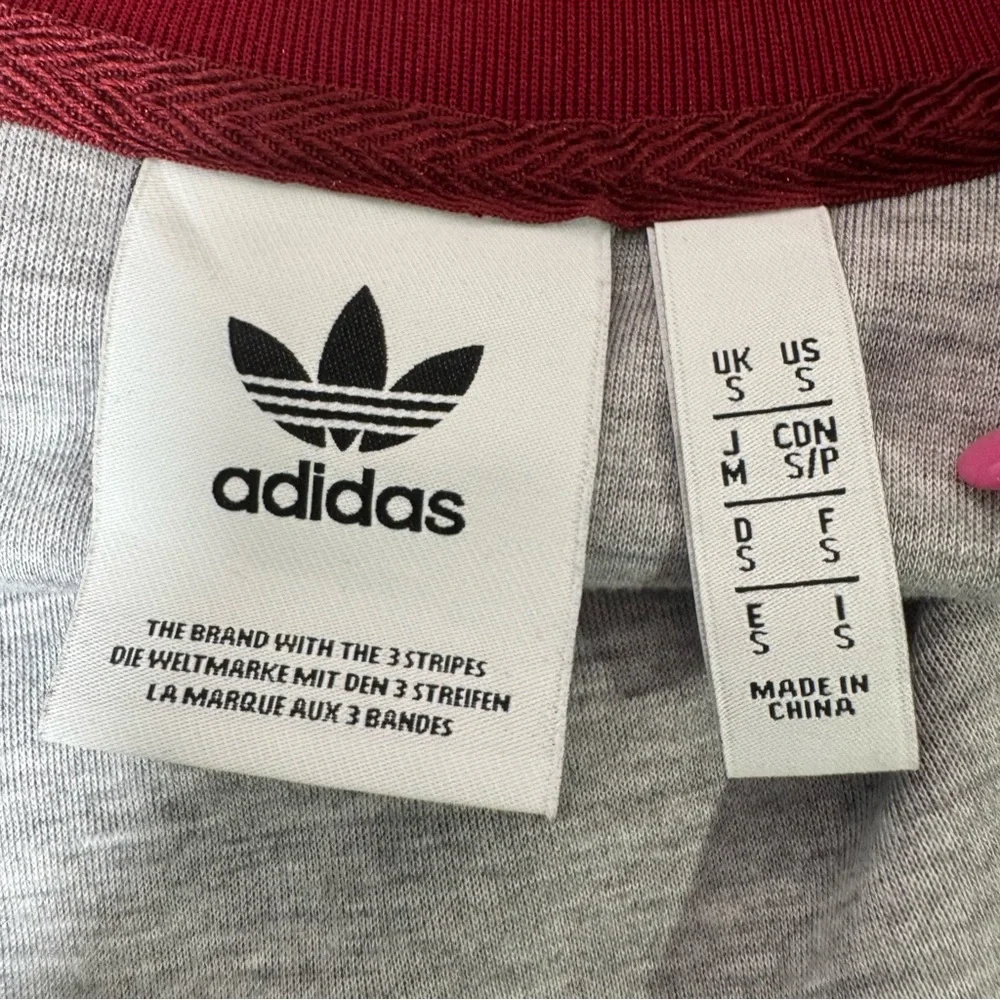 ❤️ Adidas Sweater ❤️